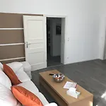 Ferienwohnung Funk * برلين